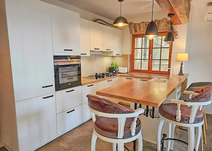 アパート San Giovanni フヴァル